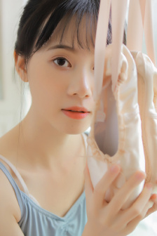 波姬小丝主演的电影
